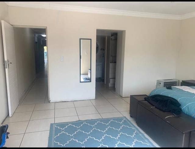 5 BEDROOM HOUSE FOR SALE IN PROTEA PARK